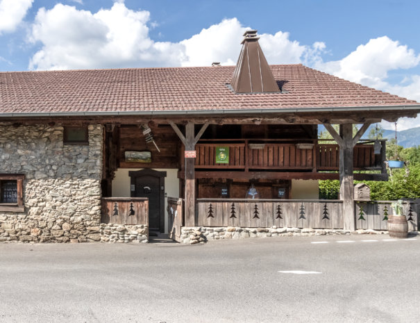 20 Mont.Joli Exterieur 605x465 - Chalet Le Mont Joly