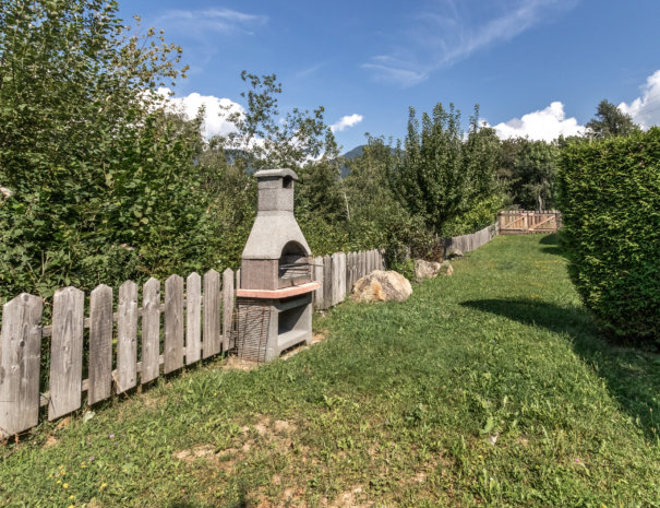 07 Mont.Blanc Jardin 605x465 - Chalet Mont Blanc