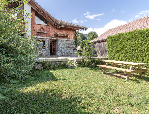 12 Mont.d Arbois Jardin 605x465 - Chalet Mont d'Arbois