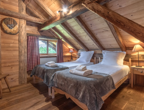 18 L Oratoire Chambre3 605x465 - Chalet L'Oréade